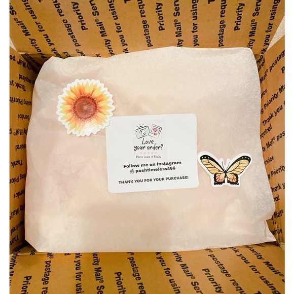 Meet your Posher! - Picture 5 of 12